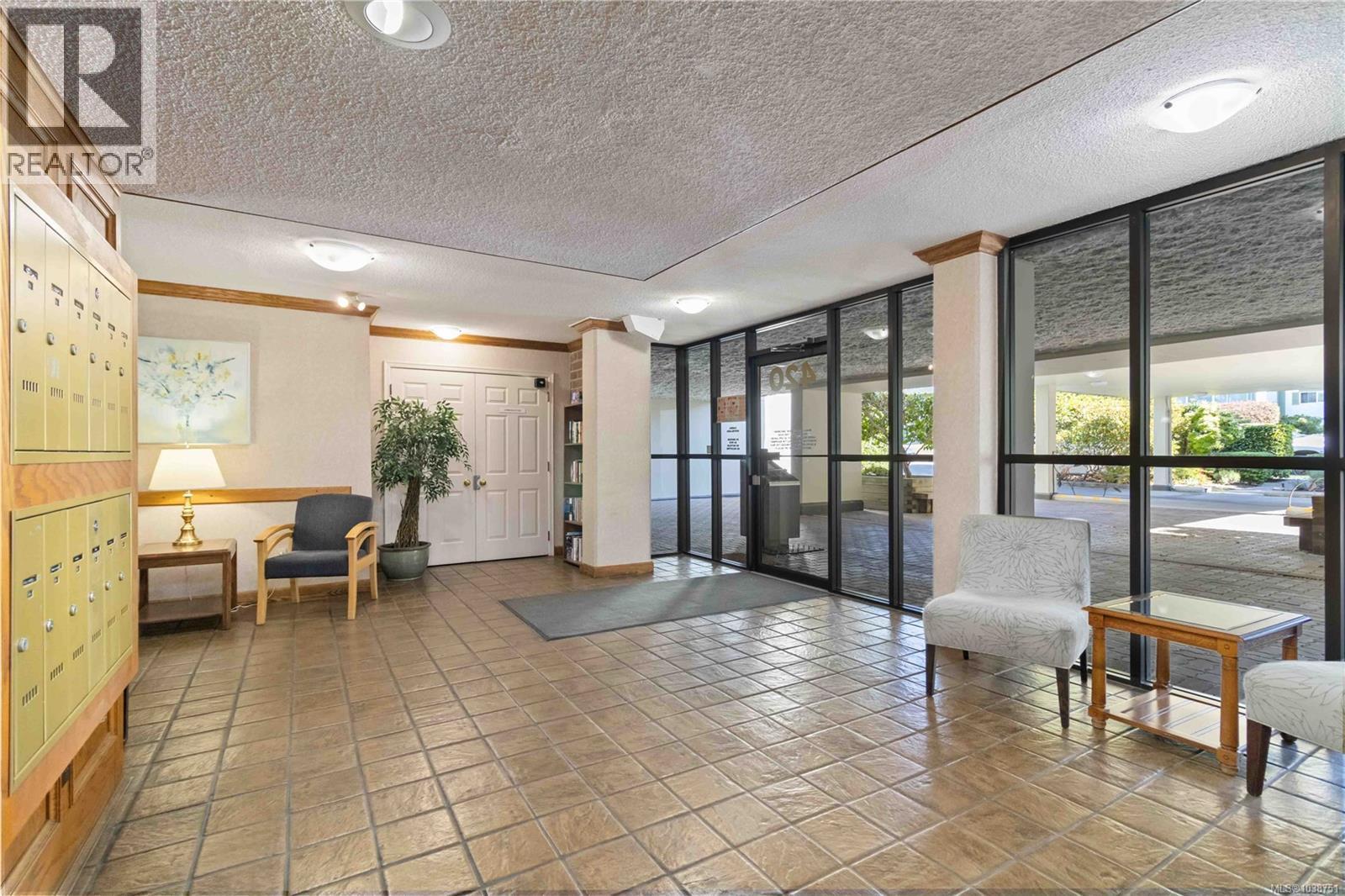 #403 420 Linden Ave - 37