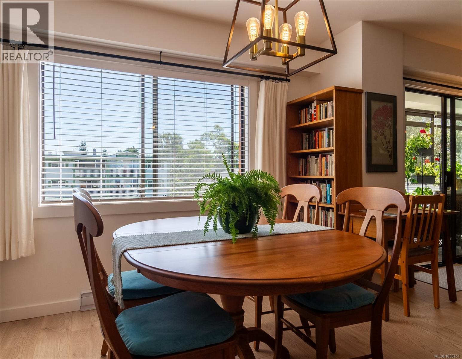 #403 420 Linden Ave - 9