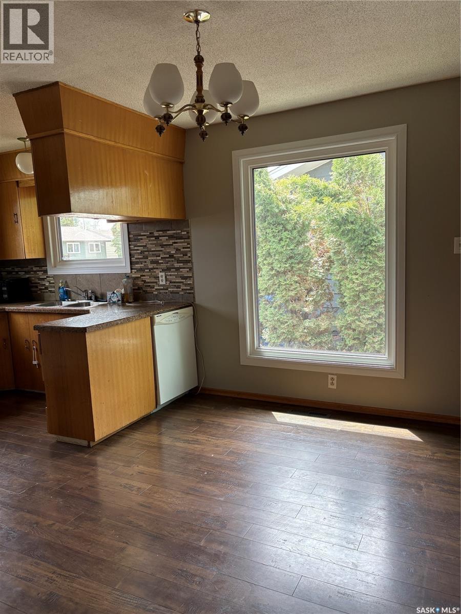 660 Alberta AVENUE - 10