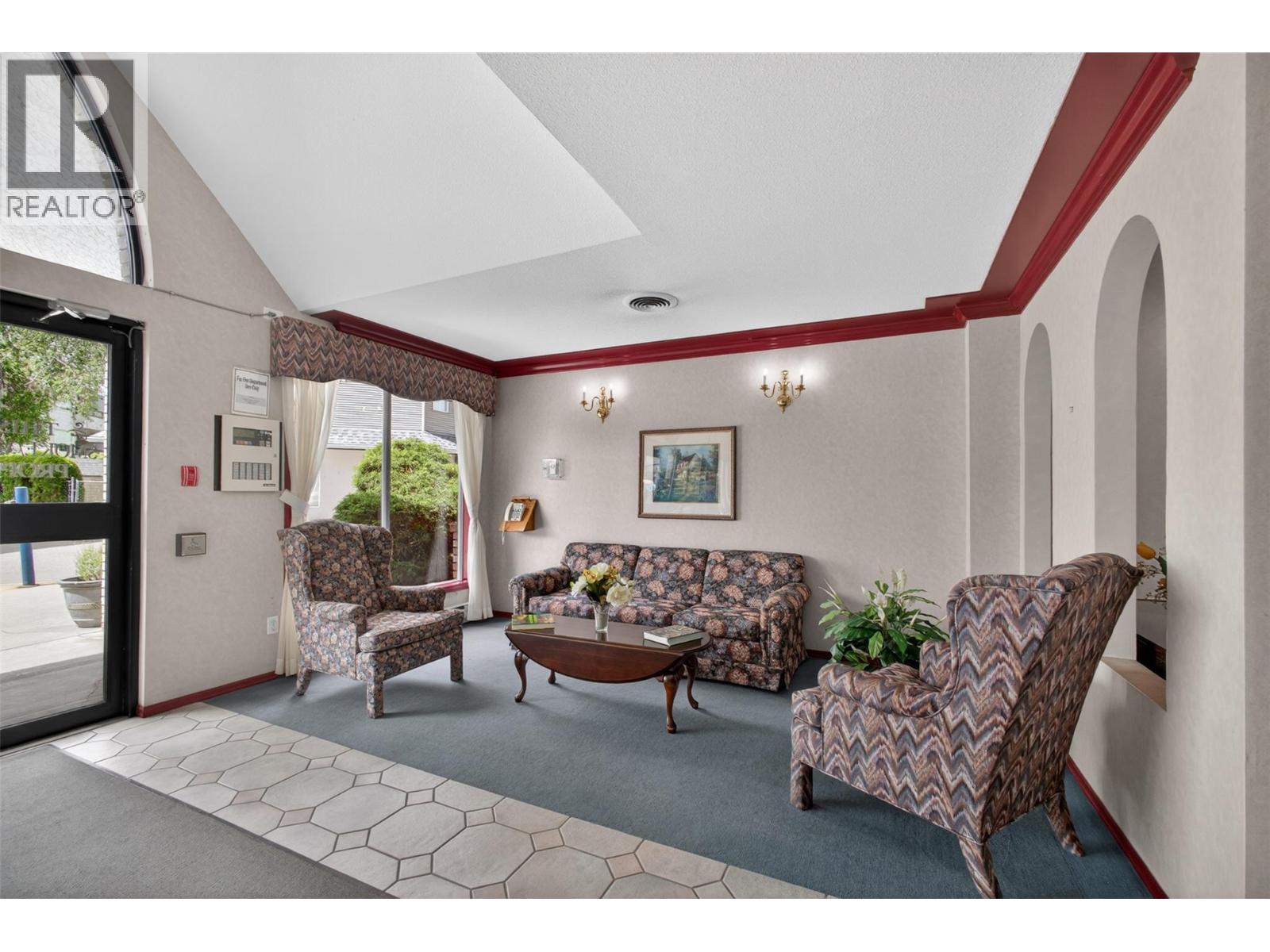 877 KLO Road Unit# 106, Kelowna