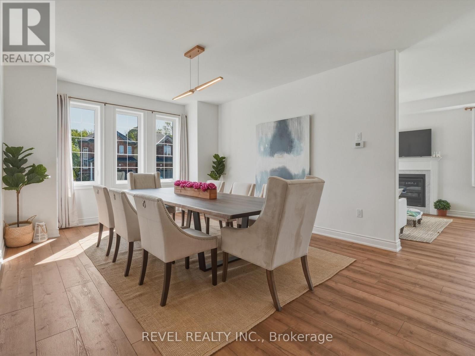 63 WOOD CRESCENT - 11