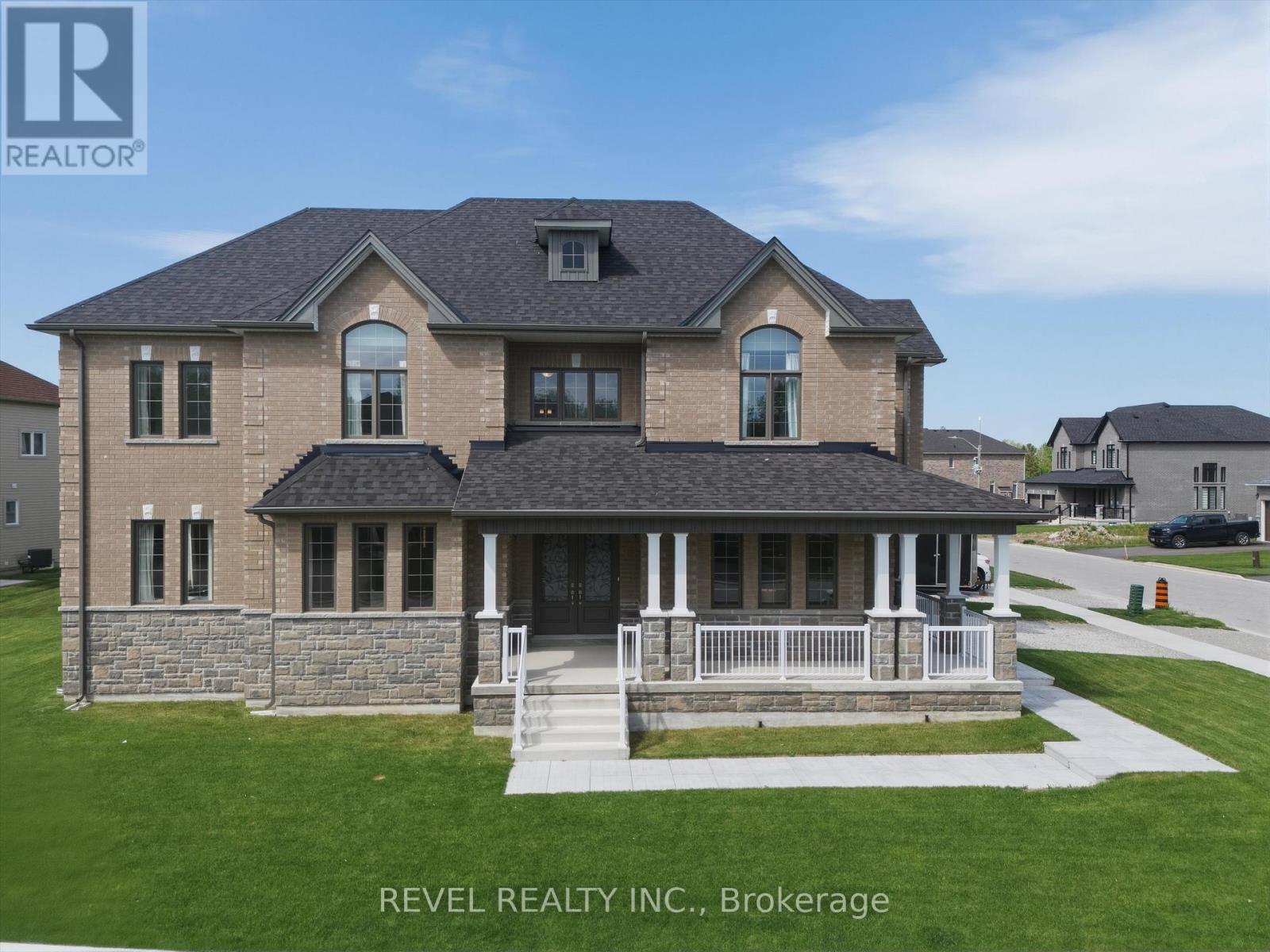 63 WOOD CRESCENT - 4