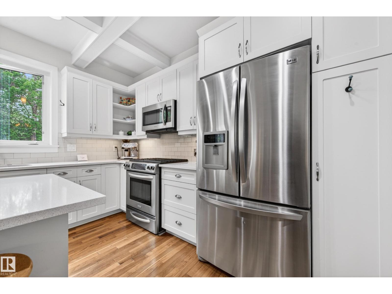 21147 48 AV NW - 22