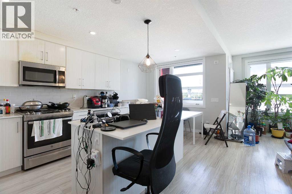 #304 1734 11 Avenue SW - 4