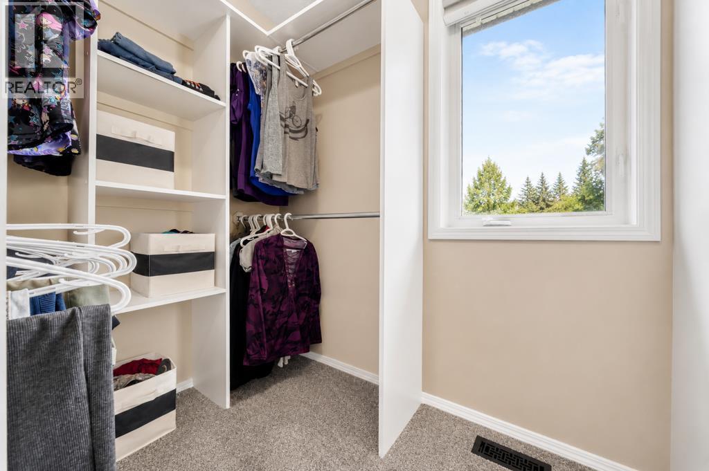5 Hunter Court NE - 24