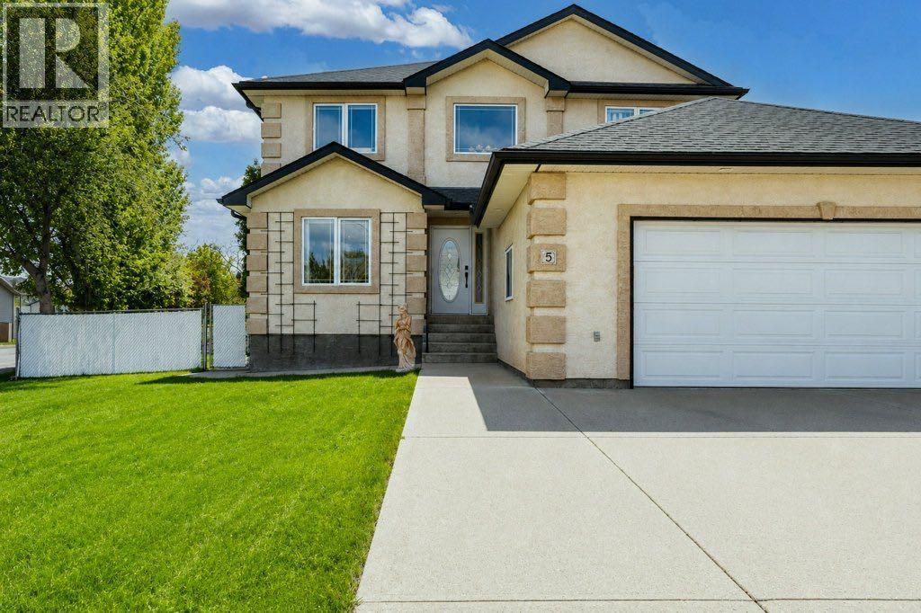 5 Hunter Court NE - 2