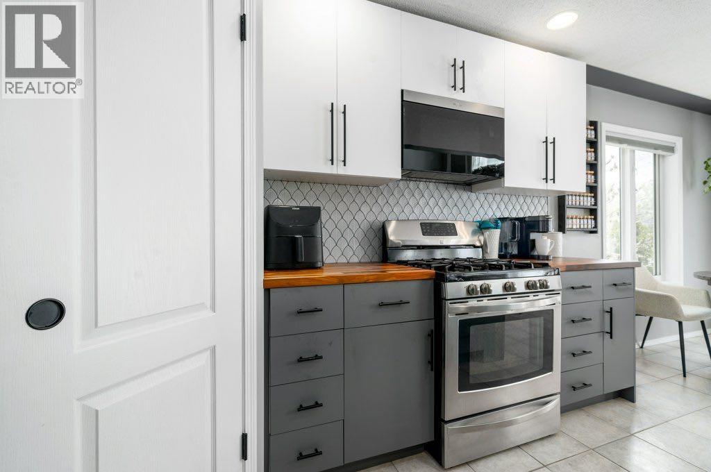 5 Hunter Court NE - 6