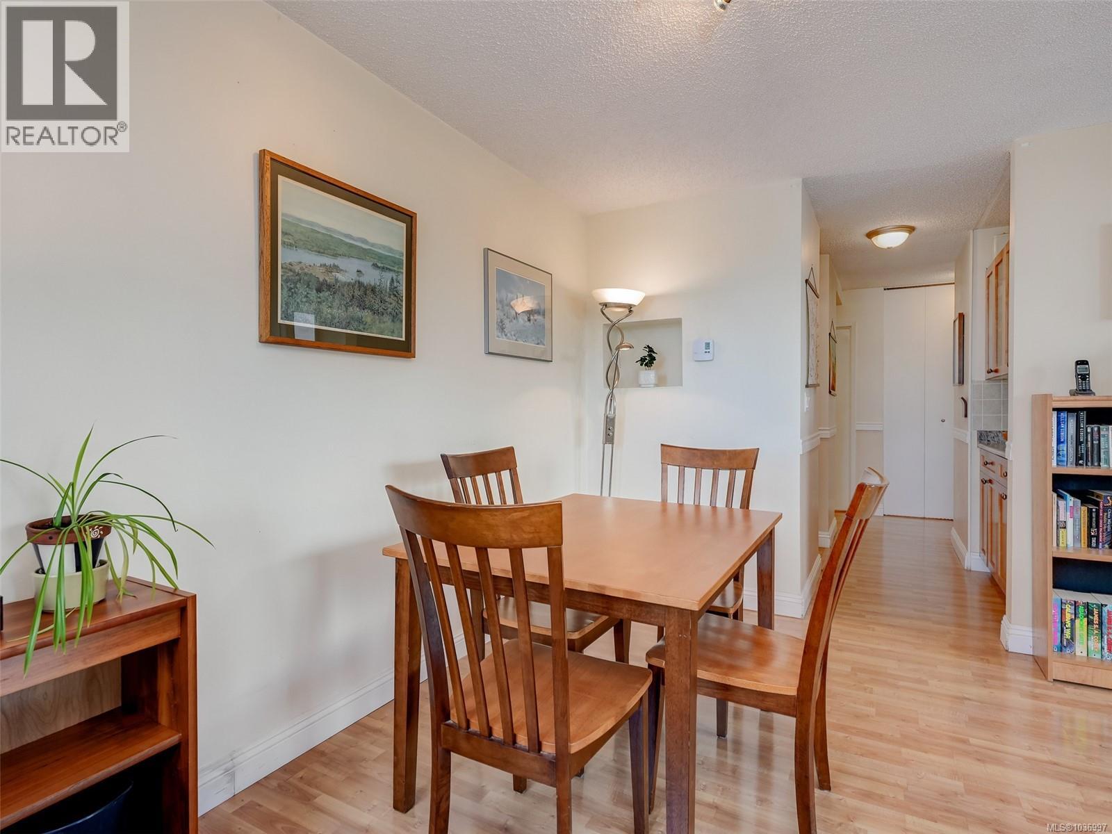 #501 327 Maitland St - 5