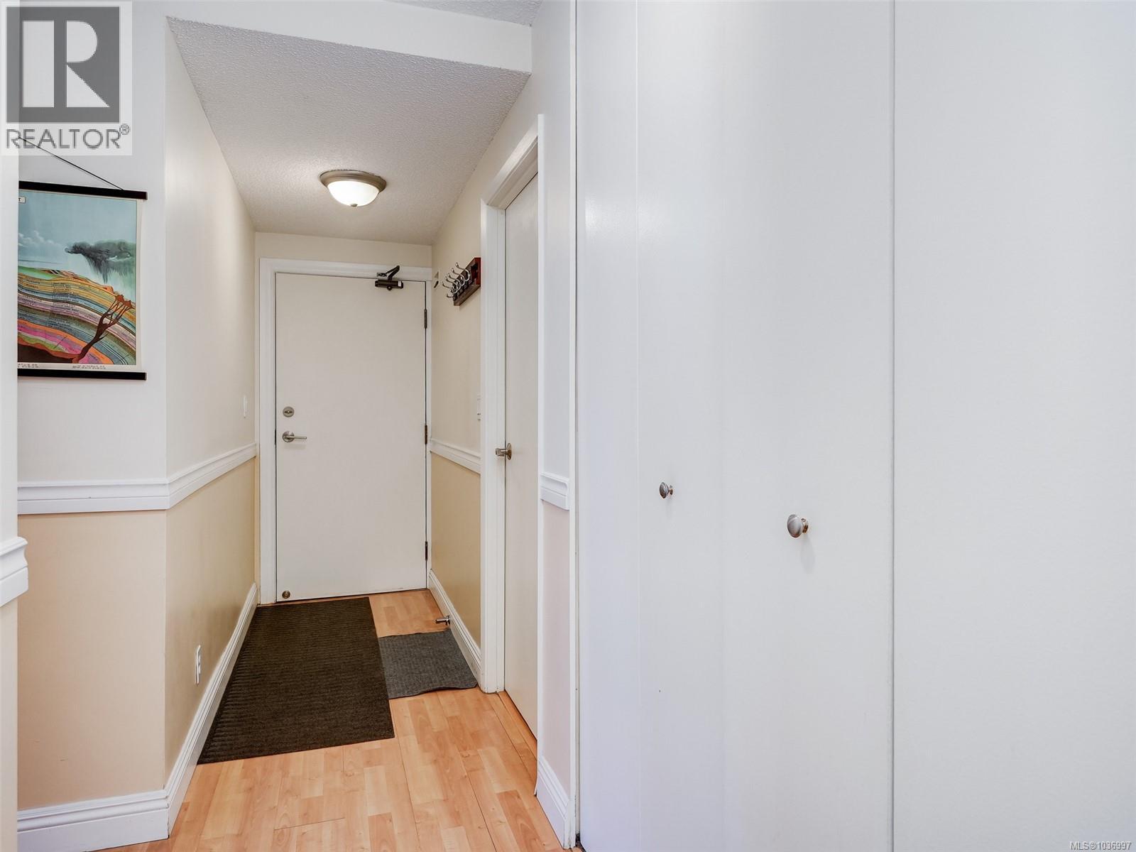 #501 327 Maitland St - 15
