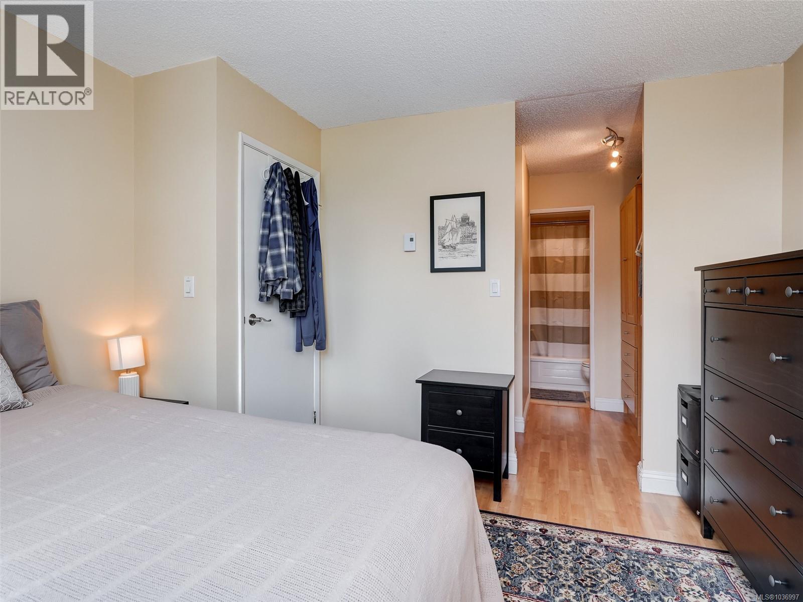 #501 327 Maitland St - 11