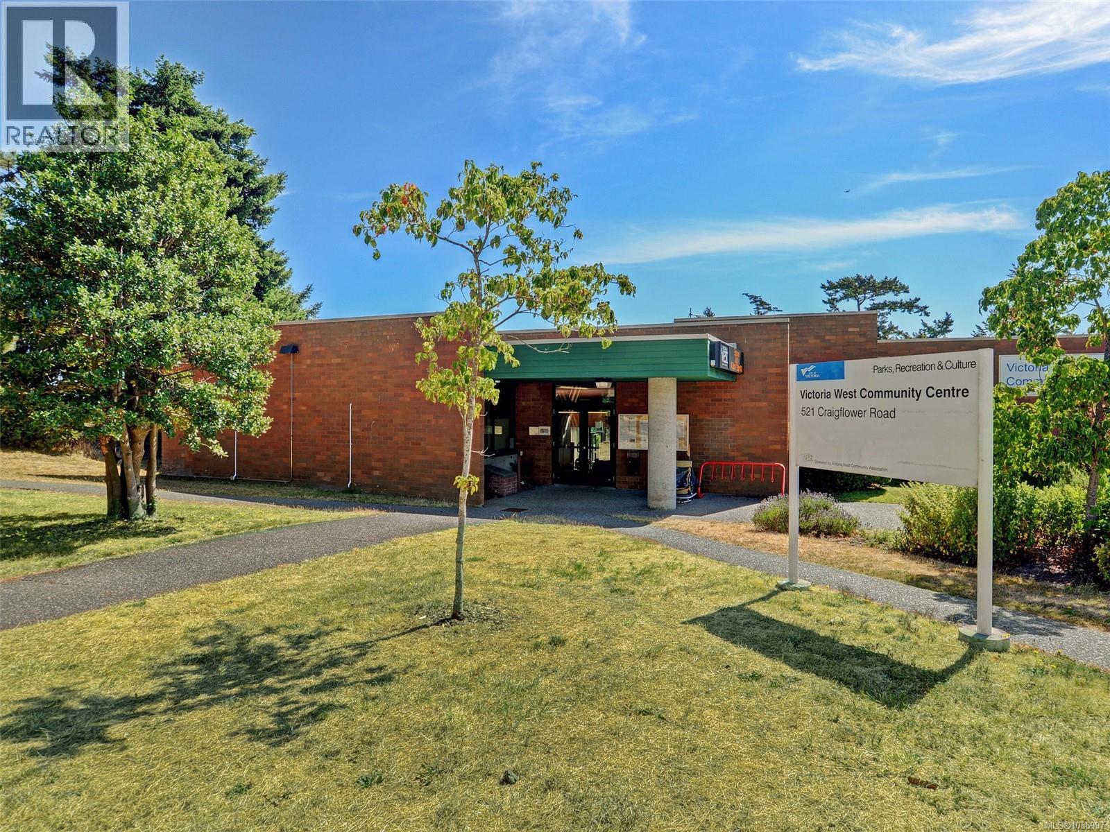 #501 327 Maitland St - 42