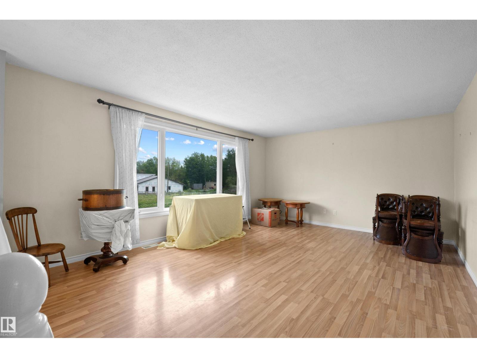 #18 53111 RGE ROAD 21 - 13