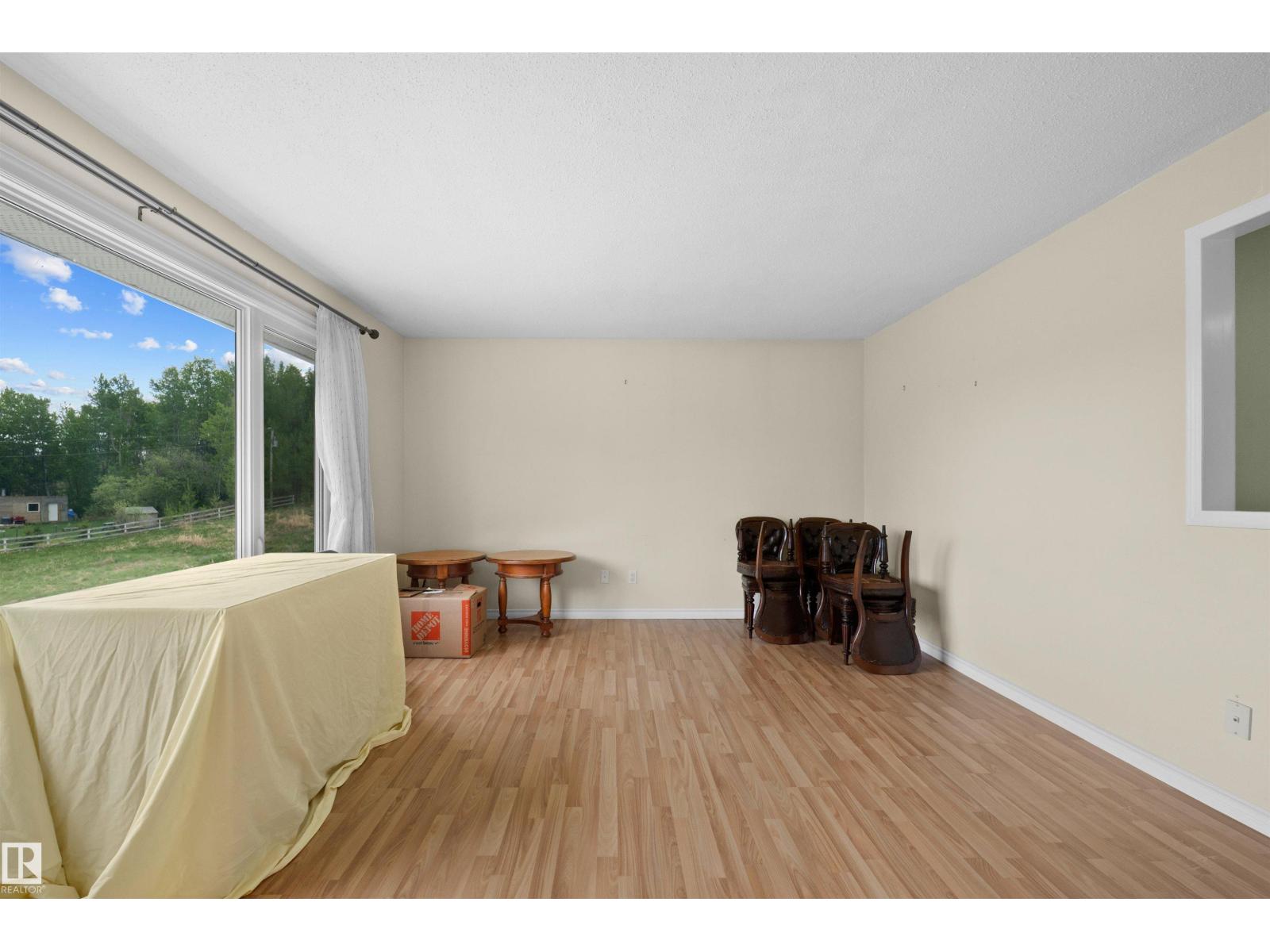 #18 53111 RGE ROAD 21 - 14