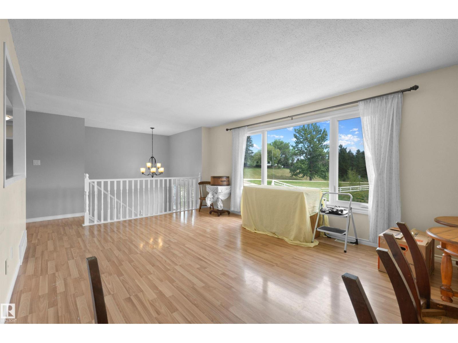 #18 53111 RGE ROAD 21 - 16