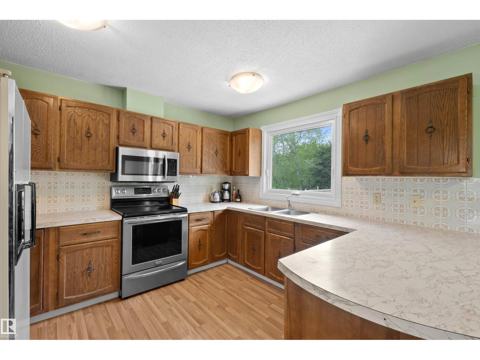 #18 53111 RGE ROAD 21 - 21