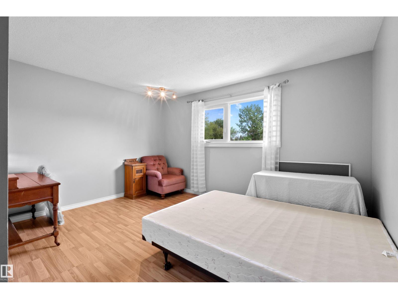 #18 53111 RGE ROAD 21 - 30