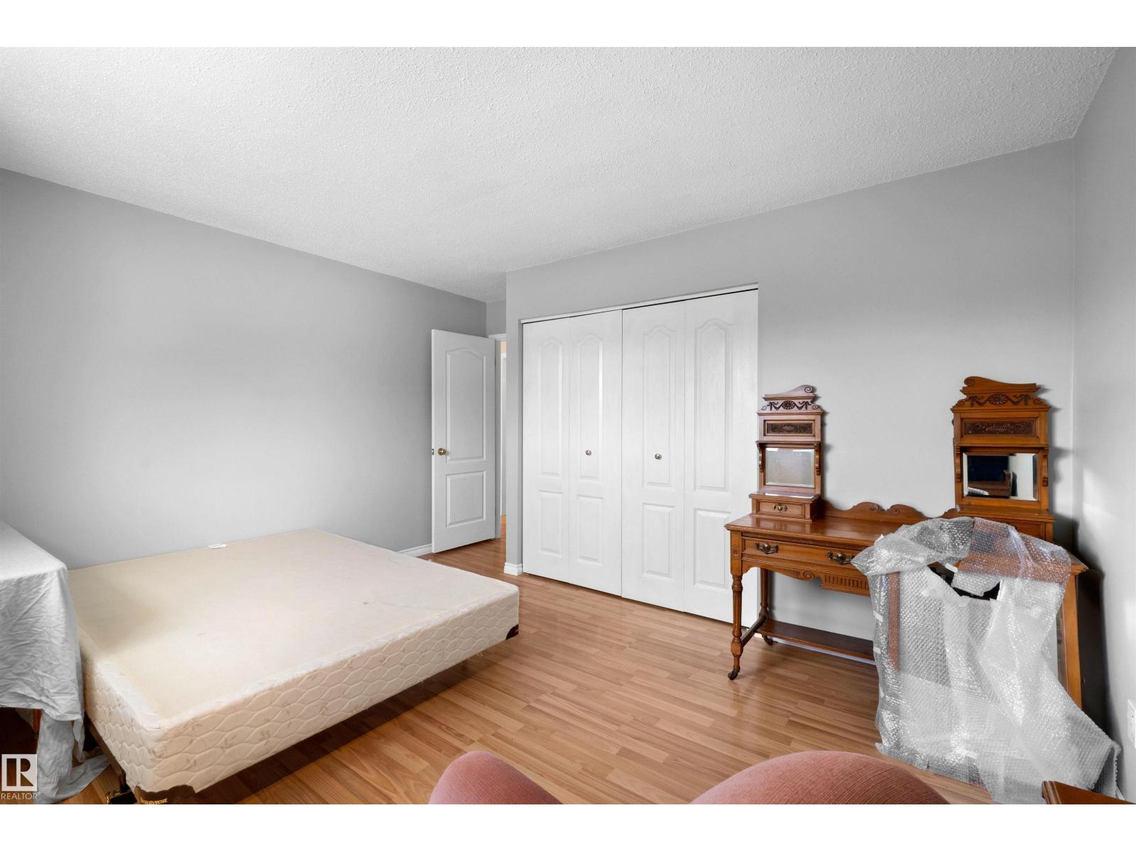 #18 53111 RGE ROAD 21 - 33