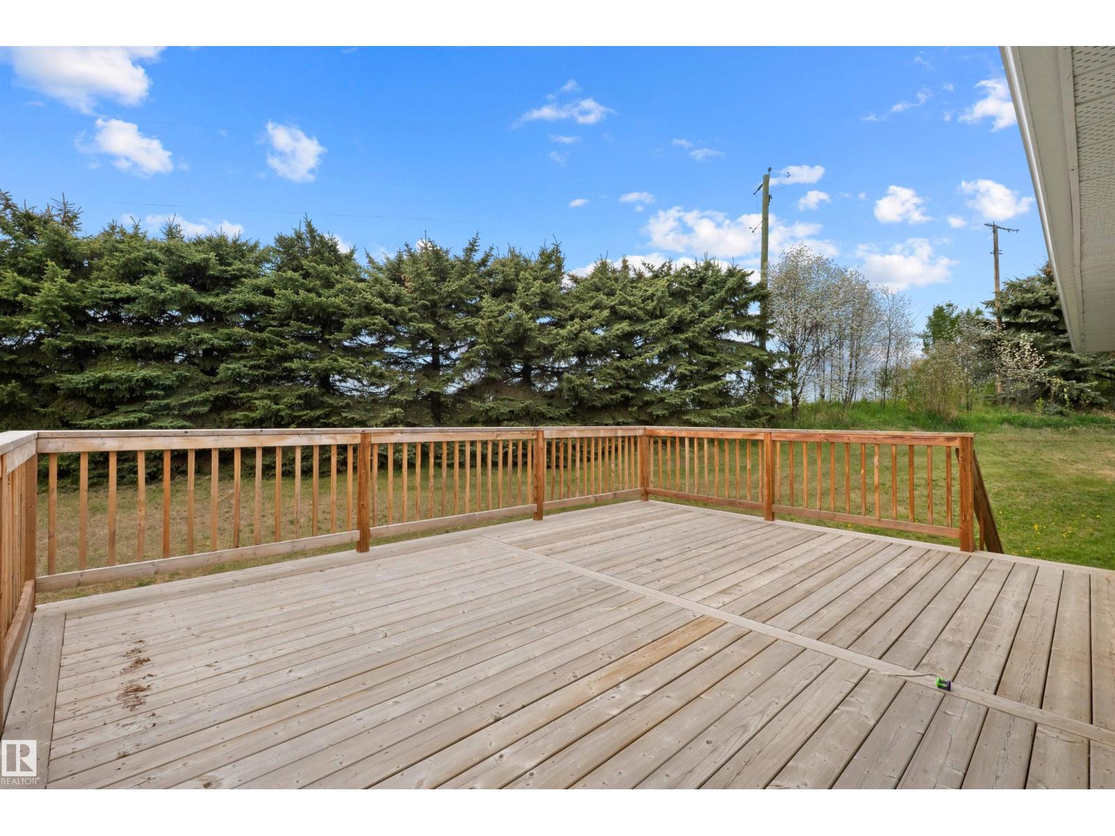 #18 53111 RGE ROAD 21 - 56