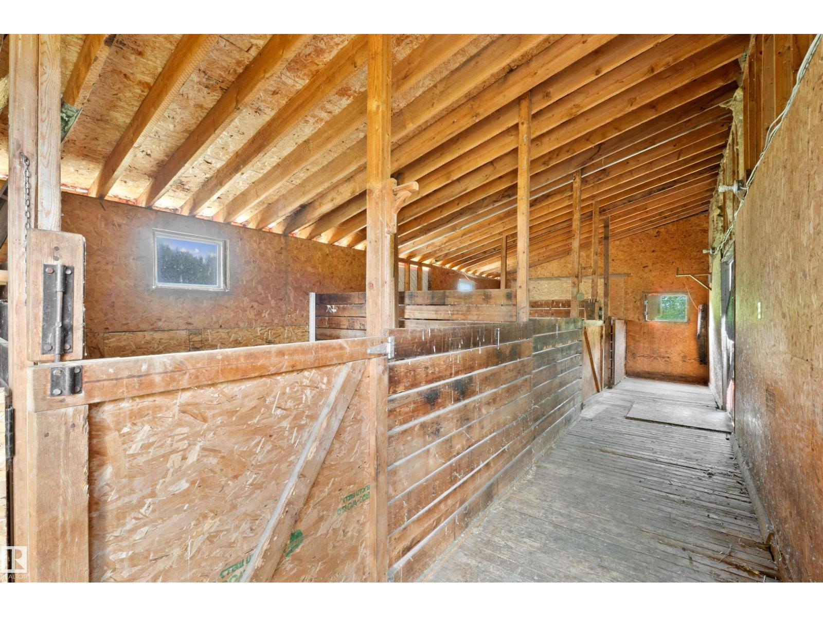 #18 53111 RGE ROAD 21 - 66