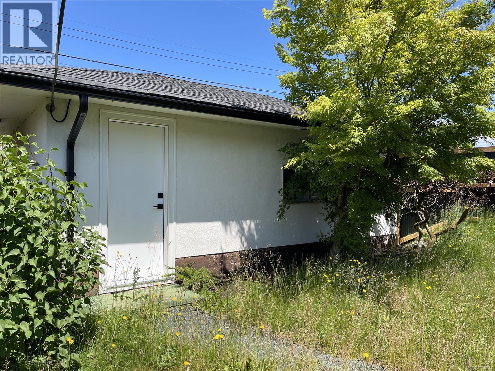 3811 Morton St - 22