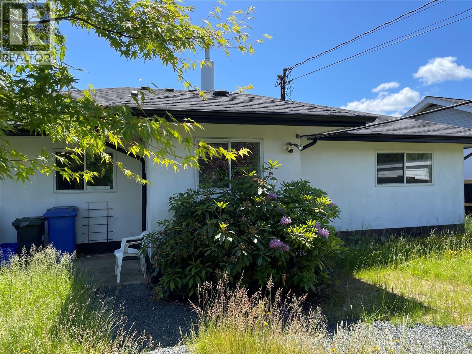 3811 Morton St - 24