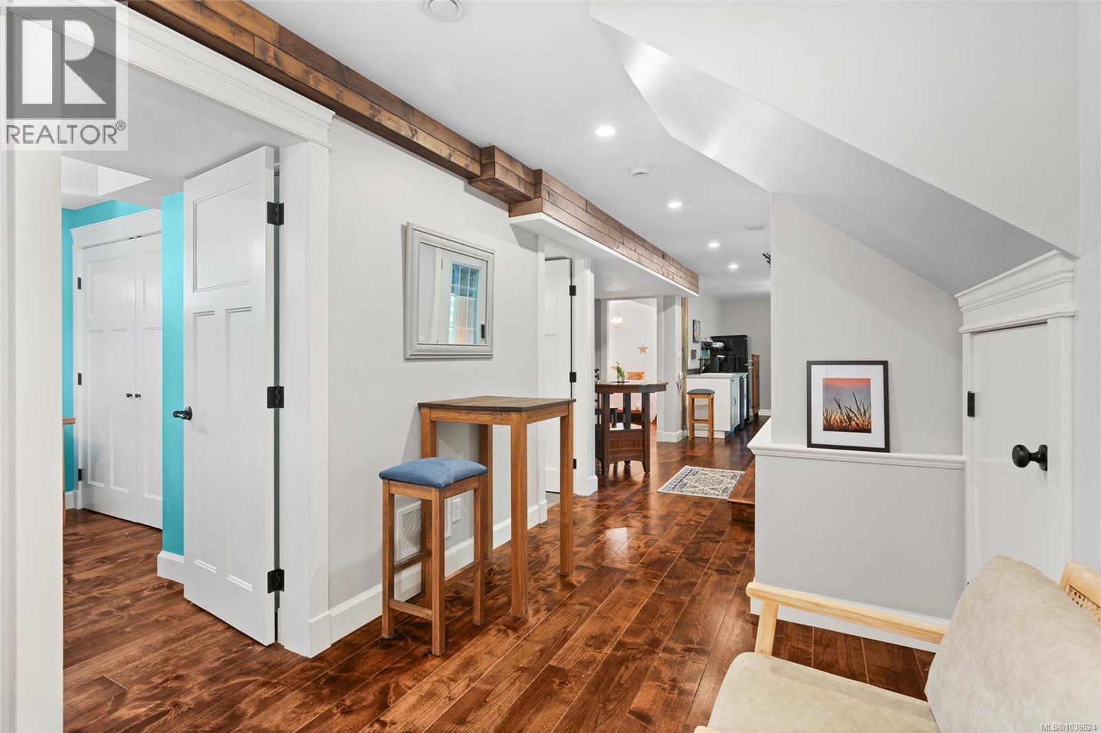 1571 Meadowood Way - 25