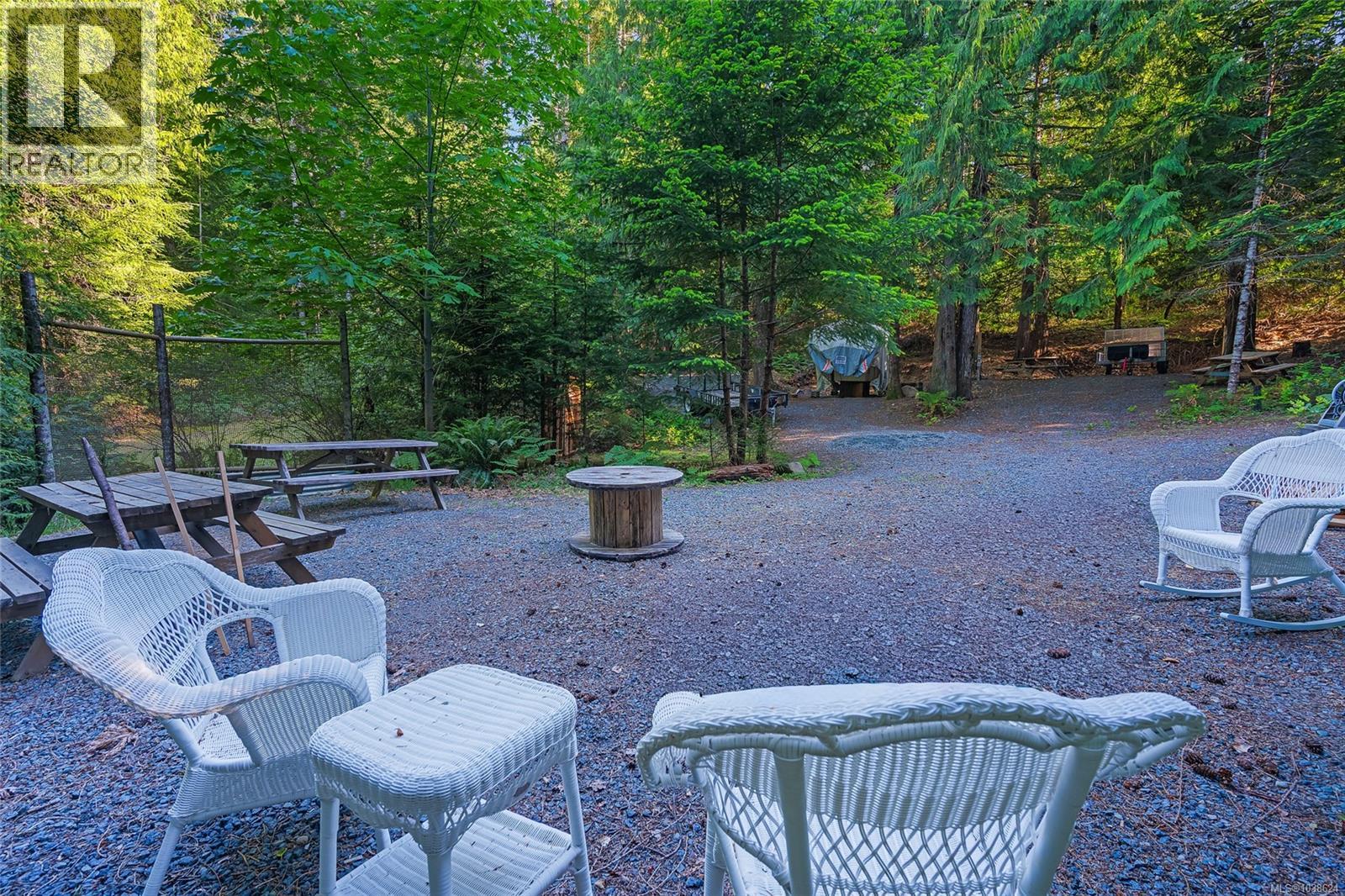 1571 Meadowood Way - 41