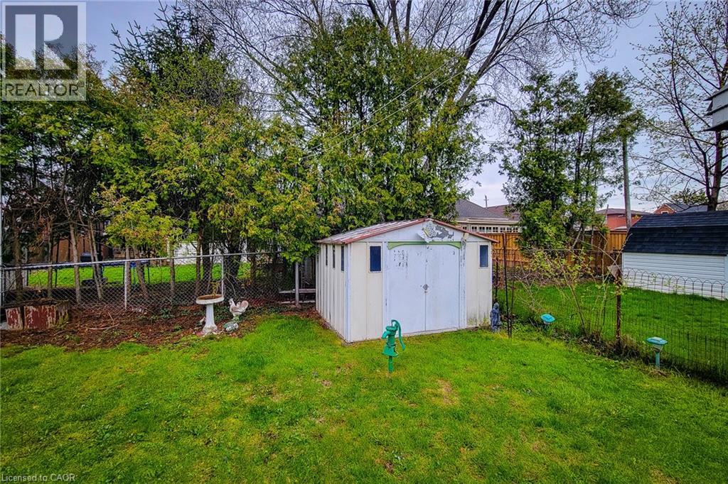 187 PARADISE Road N - 10