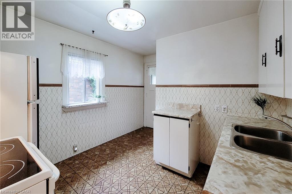 187 PARADISE Road N - 29