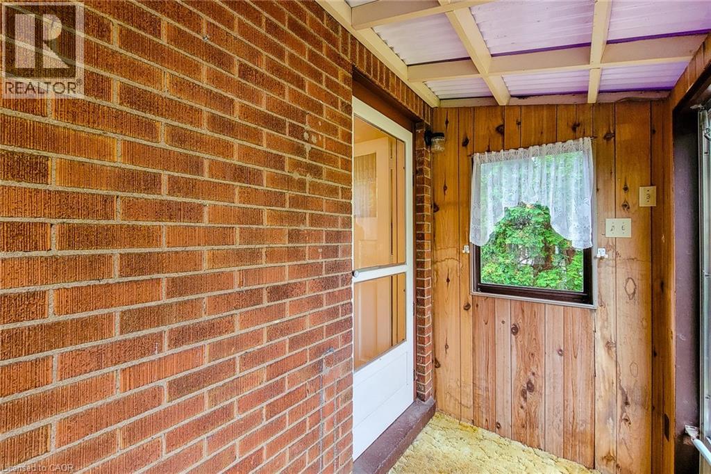 187 PARADISE Road N - 34