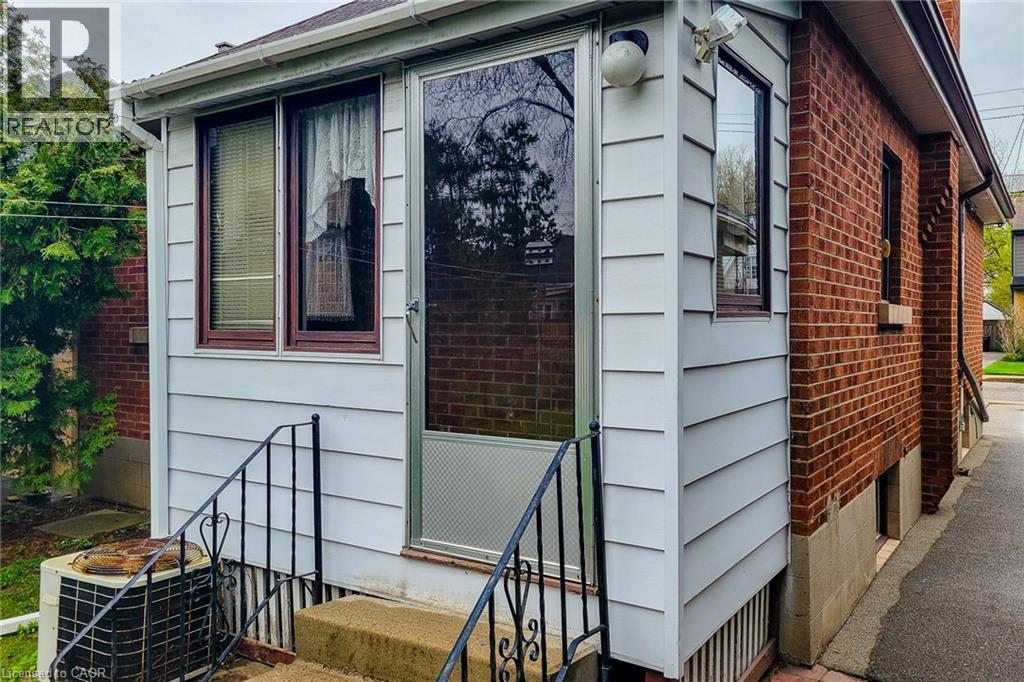 187 PARADISE Road N - 7
