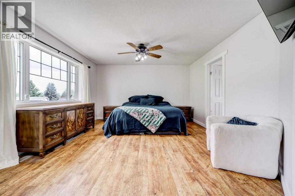 Primary (Bedroom 1)