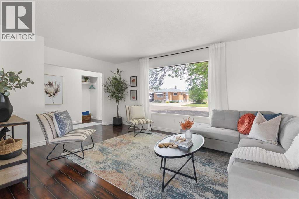 1946 17 Avenue SE - 7