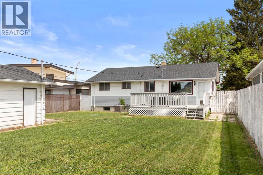 1946 17 Avenue SE - 42