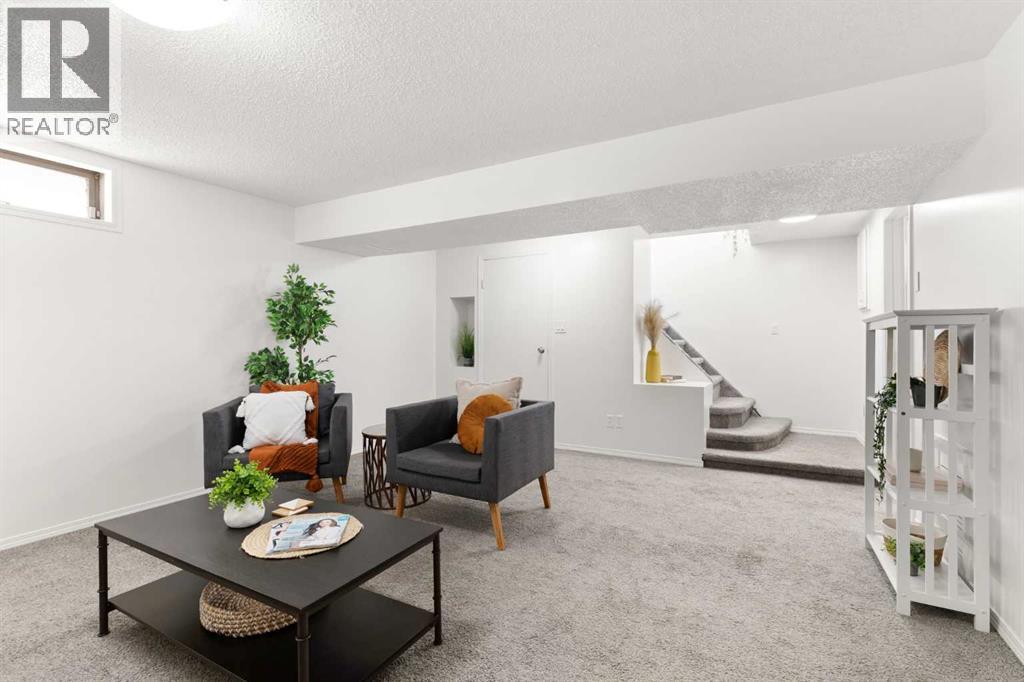 1946 17 Avenue SE - 29