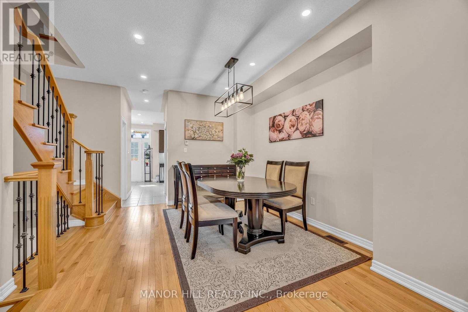 #12 10 PORTER AVENUE W - 10
