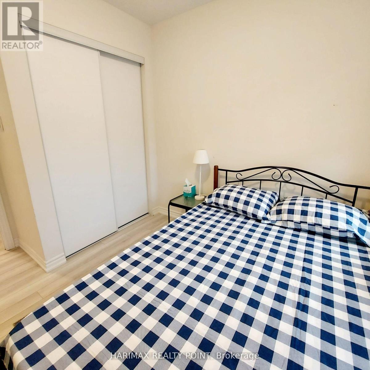 #25 40 KNOTSBERRY CIRCLE - 23