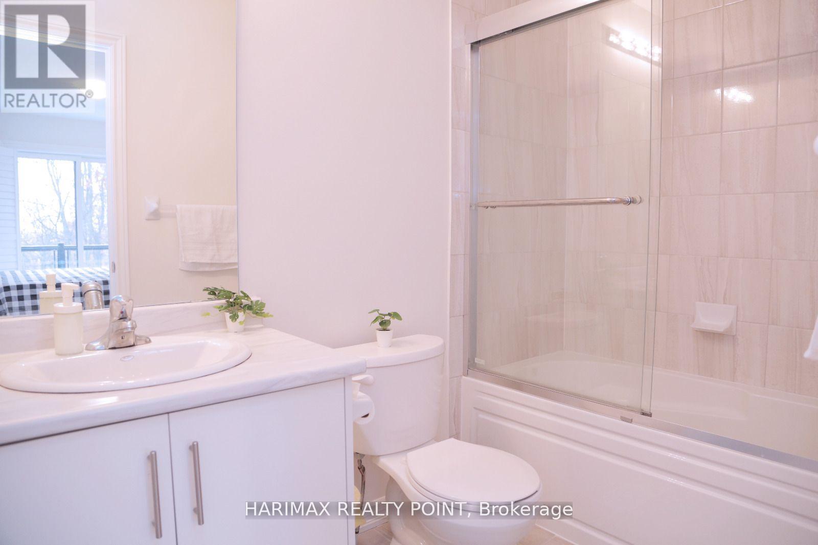 #25 40 KNOTSBERRY CIRCLE - 24