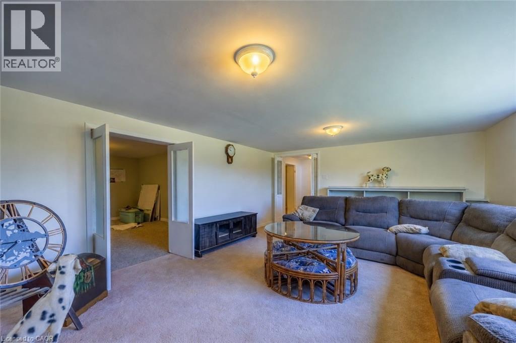 6 DEDRICK Road - 31