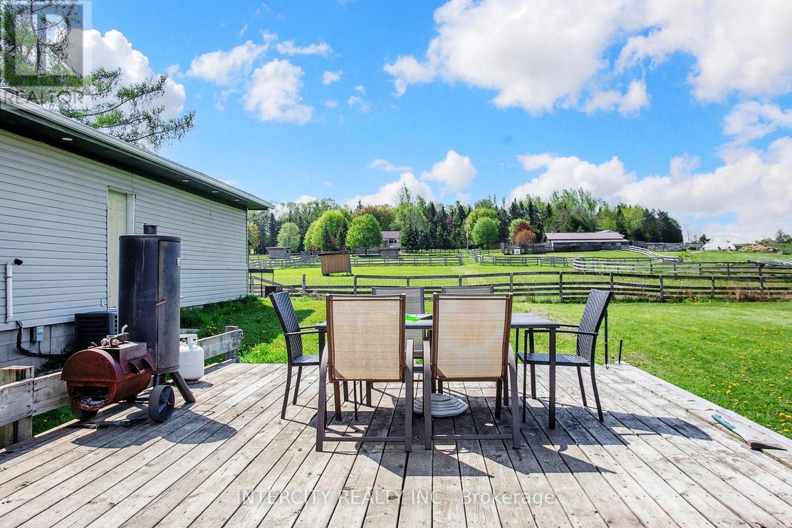 2076 15TH SIDE ROAD - 45