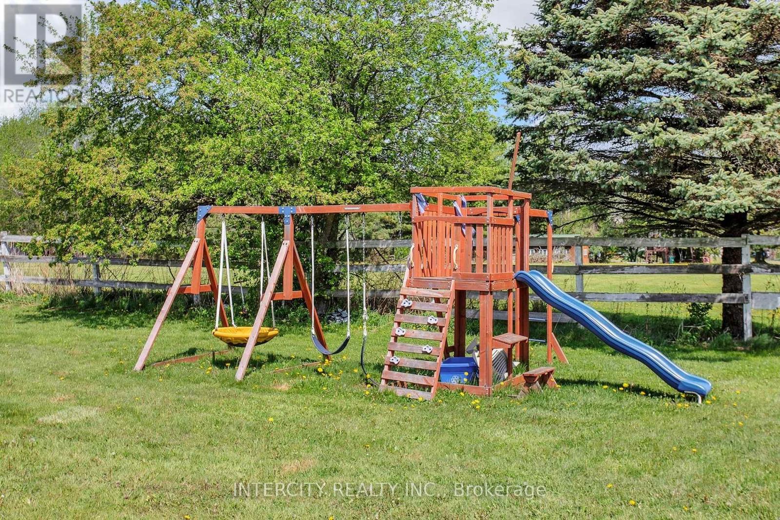 2076 15TH SIDE ROAD - 46