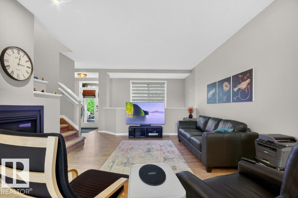 4237 PROWSE WY SW - 7