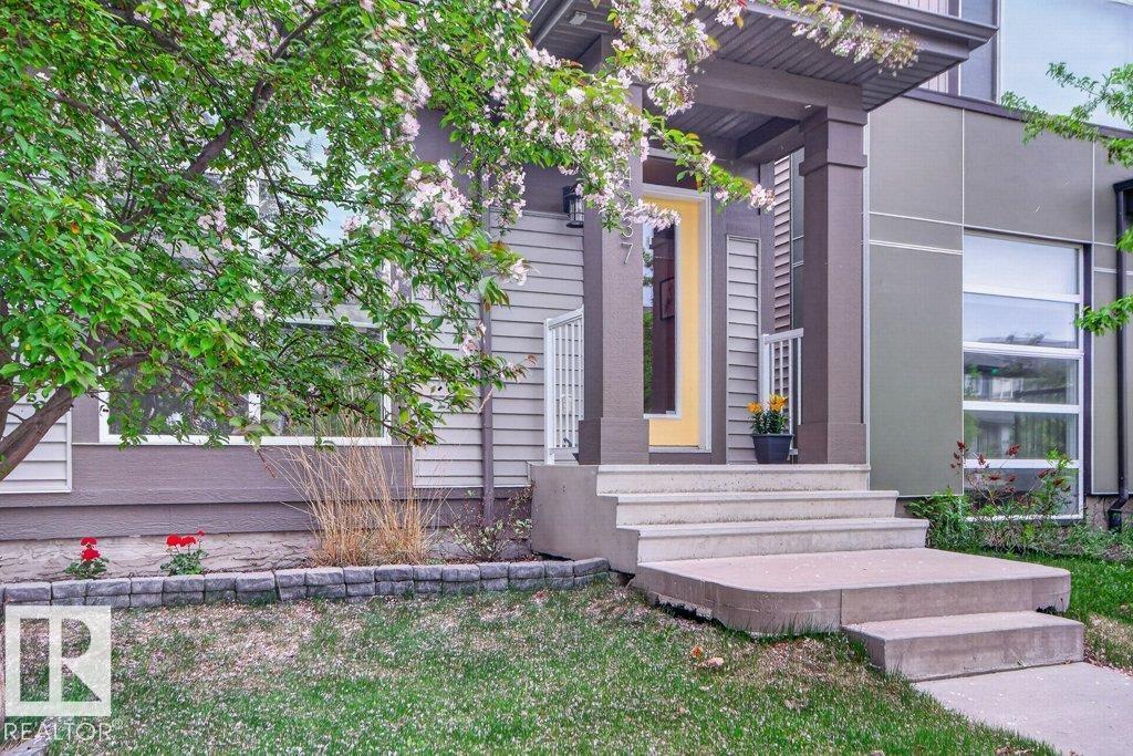 4237 PROWSE WY SW - 2