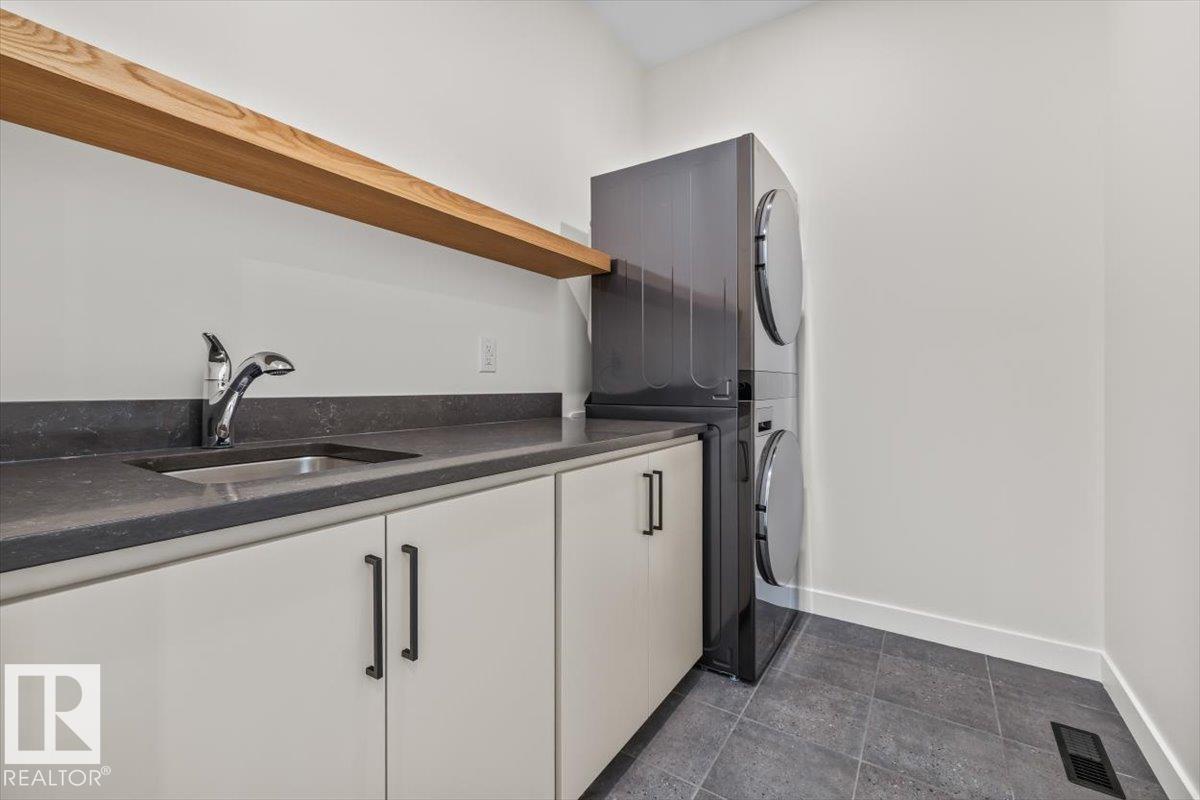 10932 & 10934 132 ST NW - 26