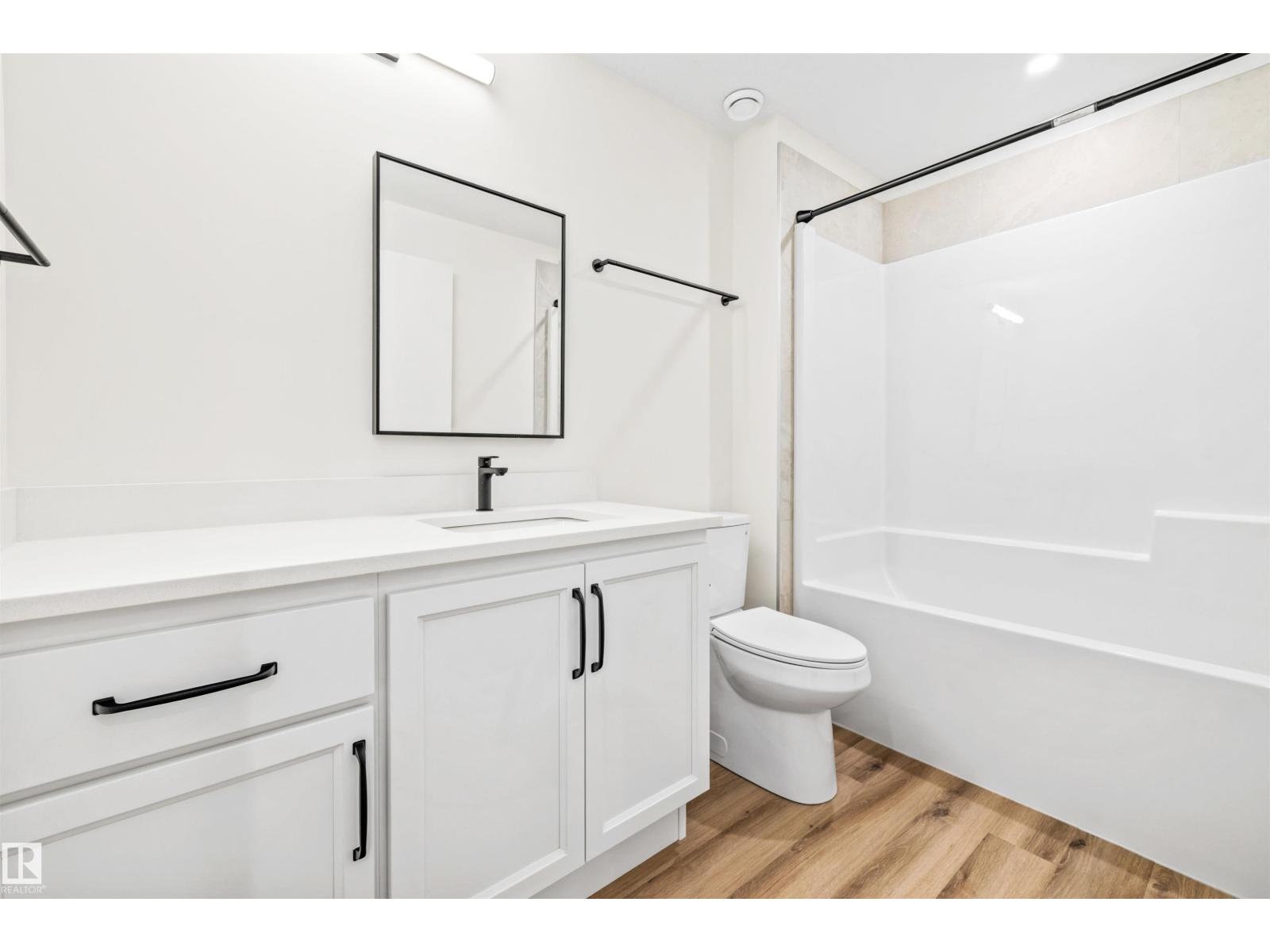 10932 & 10934 132 ST NW - 61