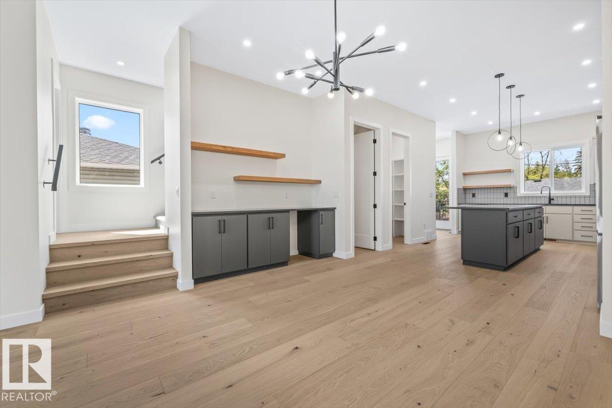 10932 132 ST NW - 21