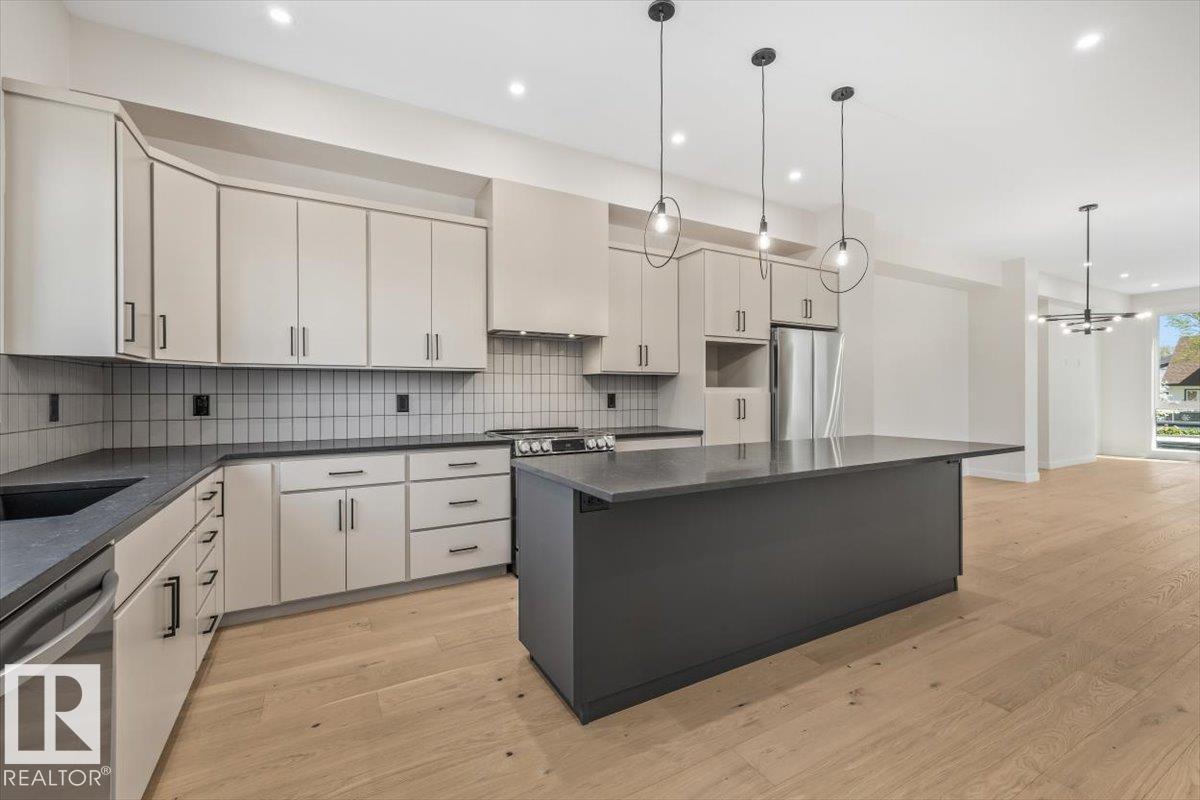 10932 132 ST NW - 17