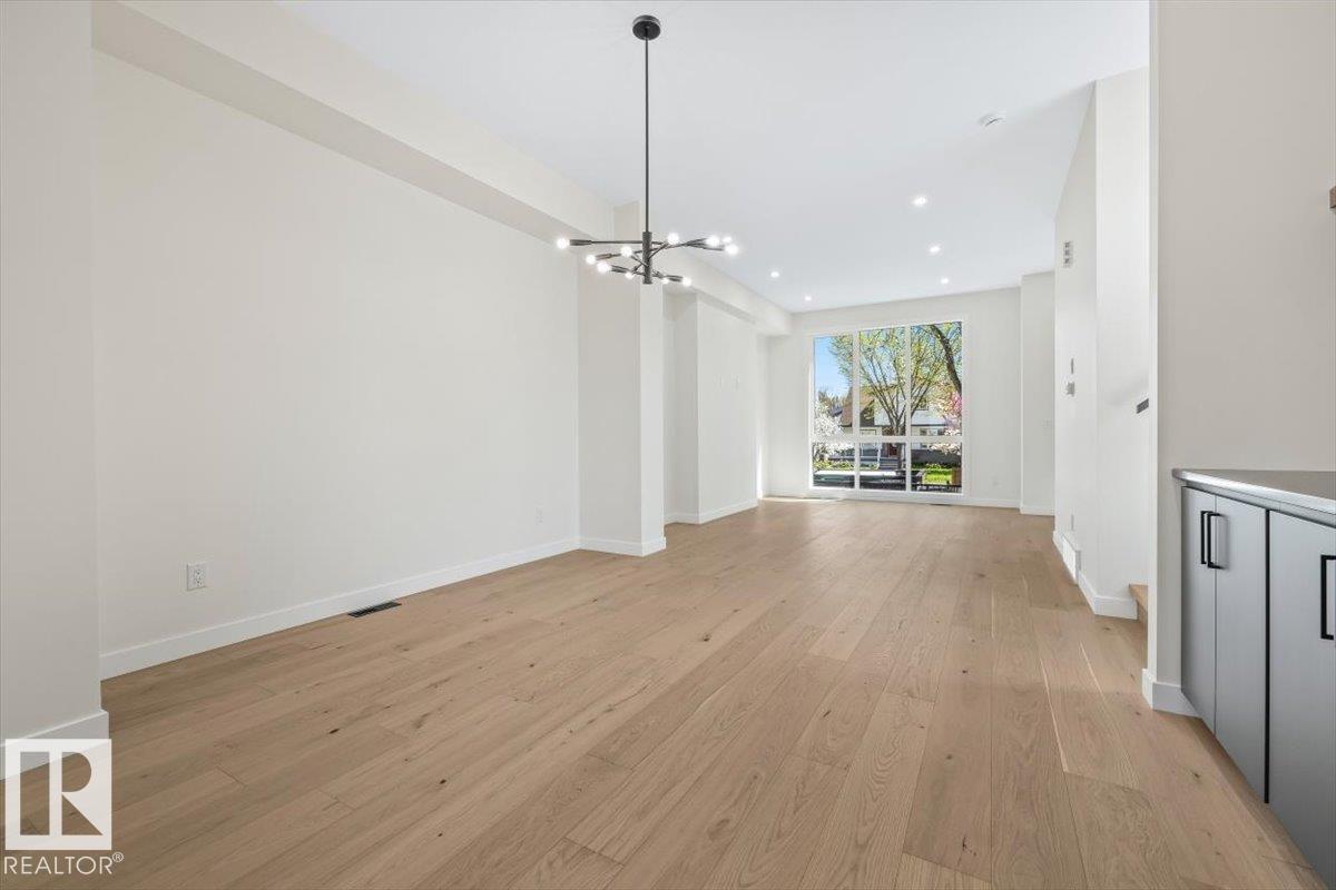 10932 132 ST NW - 8