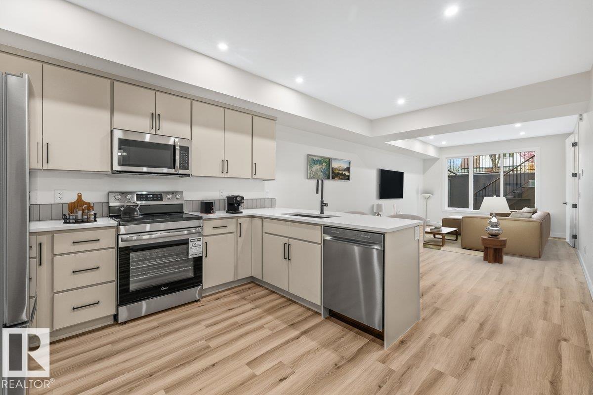 10932 132 ST NW - 53