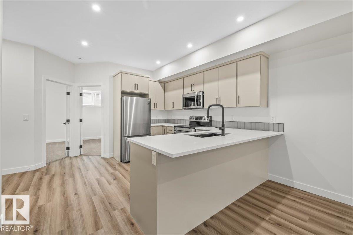 10932 132 ST NW - 50